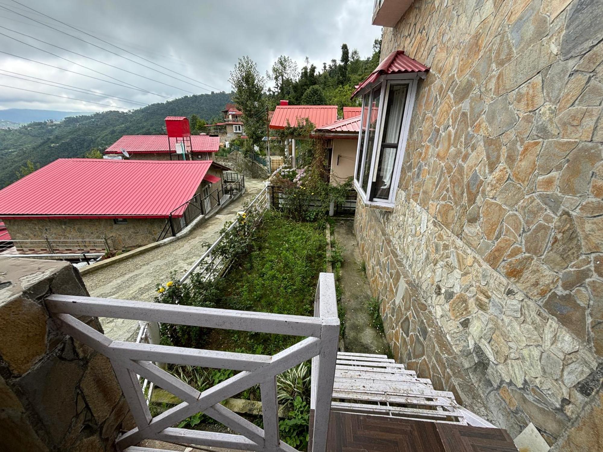 Villa Indus Valley Mukteshwar Exterior foto